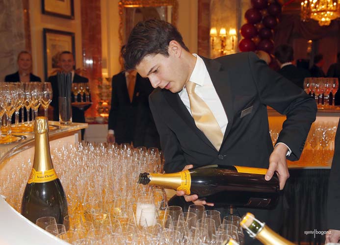 Silvester Regent Hotel
