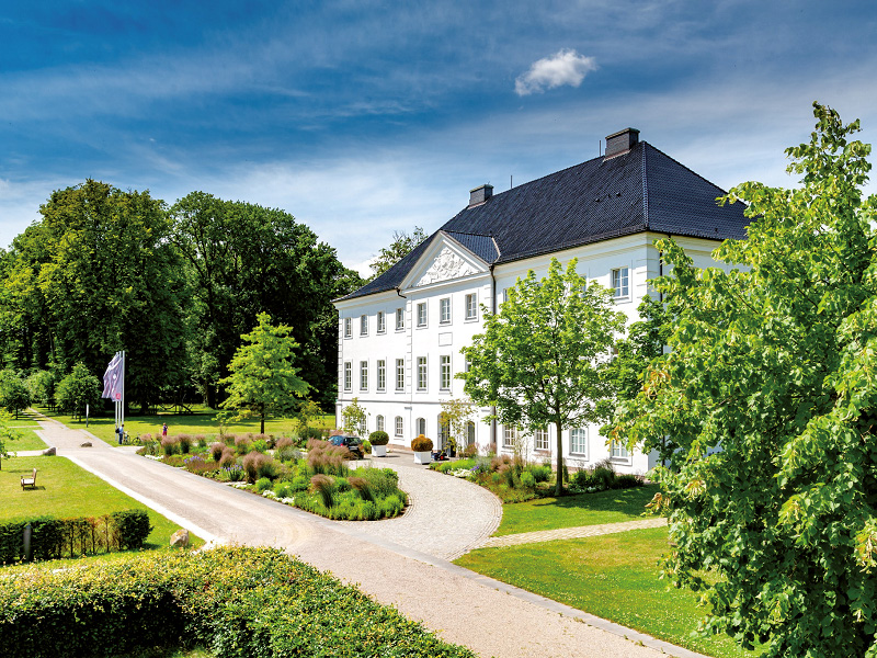 schlossgut gross schwansee